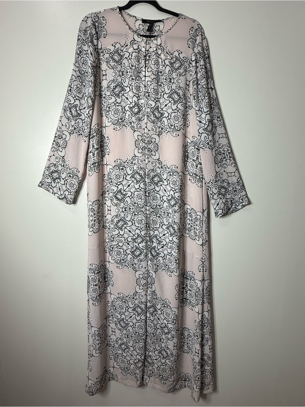 BCBGMaxazaria Olivia Light Pink Floral Lace-Print Long Sleeve Maxi Dress